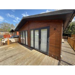 Casa Móvel Swift Bordeaux – 3 Quartos – 12,2 × 3,7 m